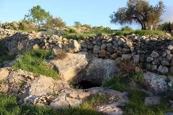 قرية بيت مرسم / دورا / الخليل