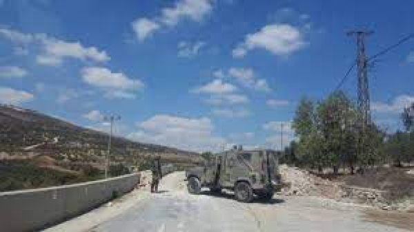 حاجز للاحتلال