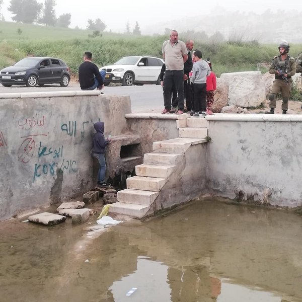 قرية حدب الفوار