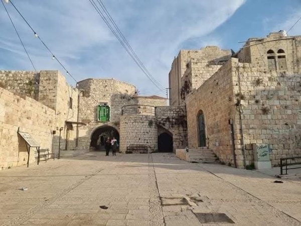 البلدة القديمة في قرية دير استيا في محافظة سلفيت، نقلاً عن صفحة أبناء البلد