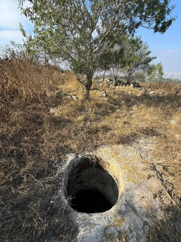 صور من قرية المزار المهجرة نقلا عن الأستاذ : سليمان بويرات