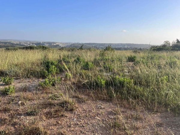 صور من عزبة جلعود جنوب شرقي مدينة قلقيلية