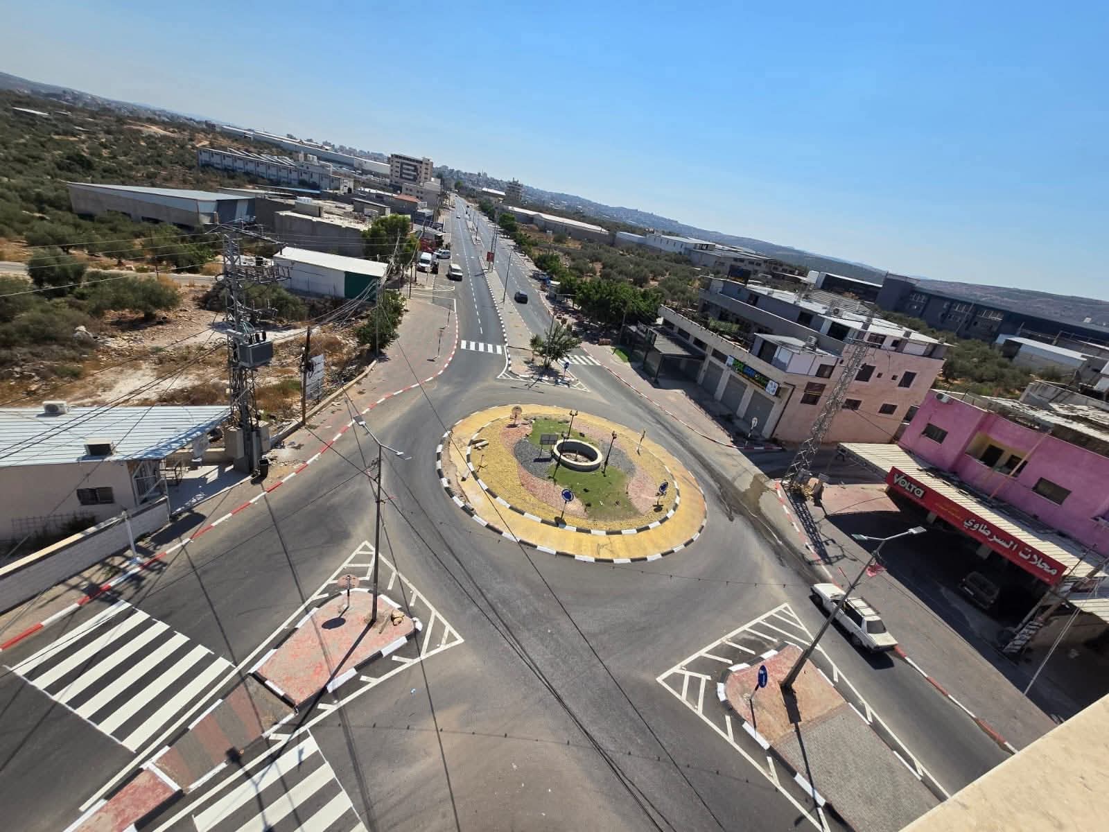 طريق بديا - مسحة - الزاوية في محافظة سلفيت  هذا الطريق رابطًا هامًا بين غرب محافظة سلفيت ومحيطها، ويصل كذلك ببلدات شمالي غرب محافظة رام الله والبيرة. ويمر الطريق بمنطقة ذات طابع صناعي إلى حدٍ ما، حيث يستخدمه يوميًا مئات الشاحنات التجارية وآلاف المركبات التي تنقل المواطنين والعمال من مختلف المحافظات.                                                                     يمتد الطريق بطول 5 كم وبعرض يبلغ  نحو ١١ مترًا .