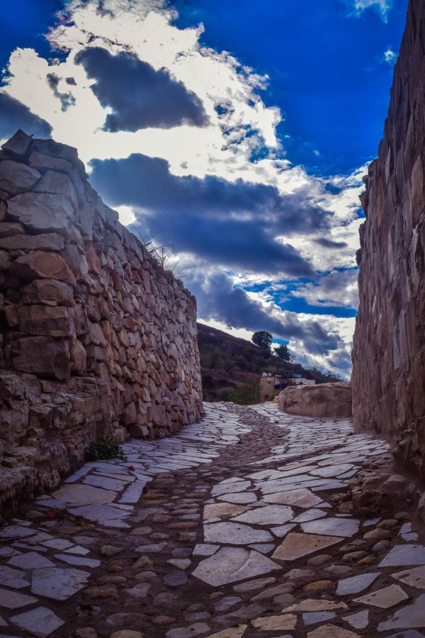 قرية نصف جبيل: نابلس