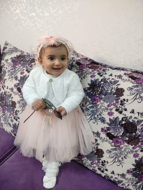 صور الشهيدة الطفلة رغد عبد الله السوسي