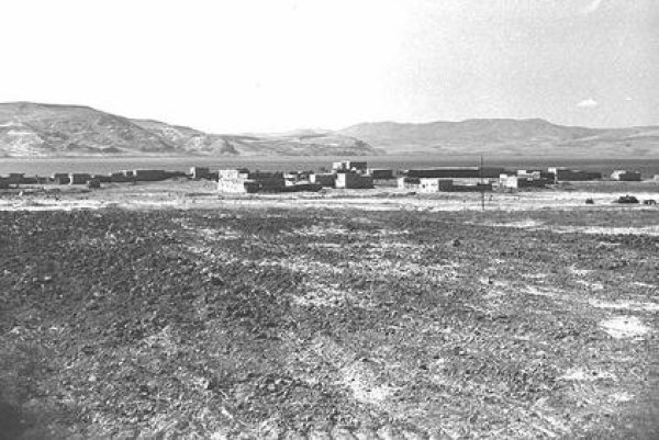 منظر نادر لقرية السمرا عقب احتلالها الصورة عام 1949 منظر نادر لقرية السمرا عقب احتلالها الصورة عام 1949