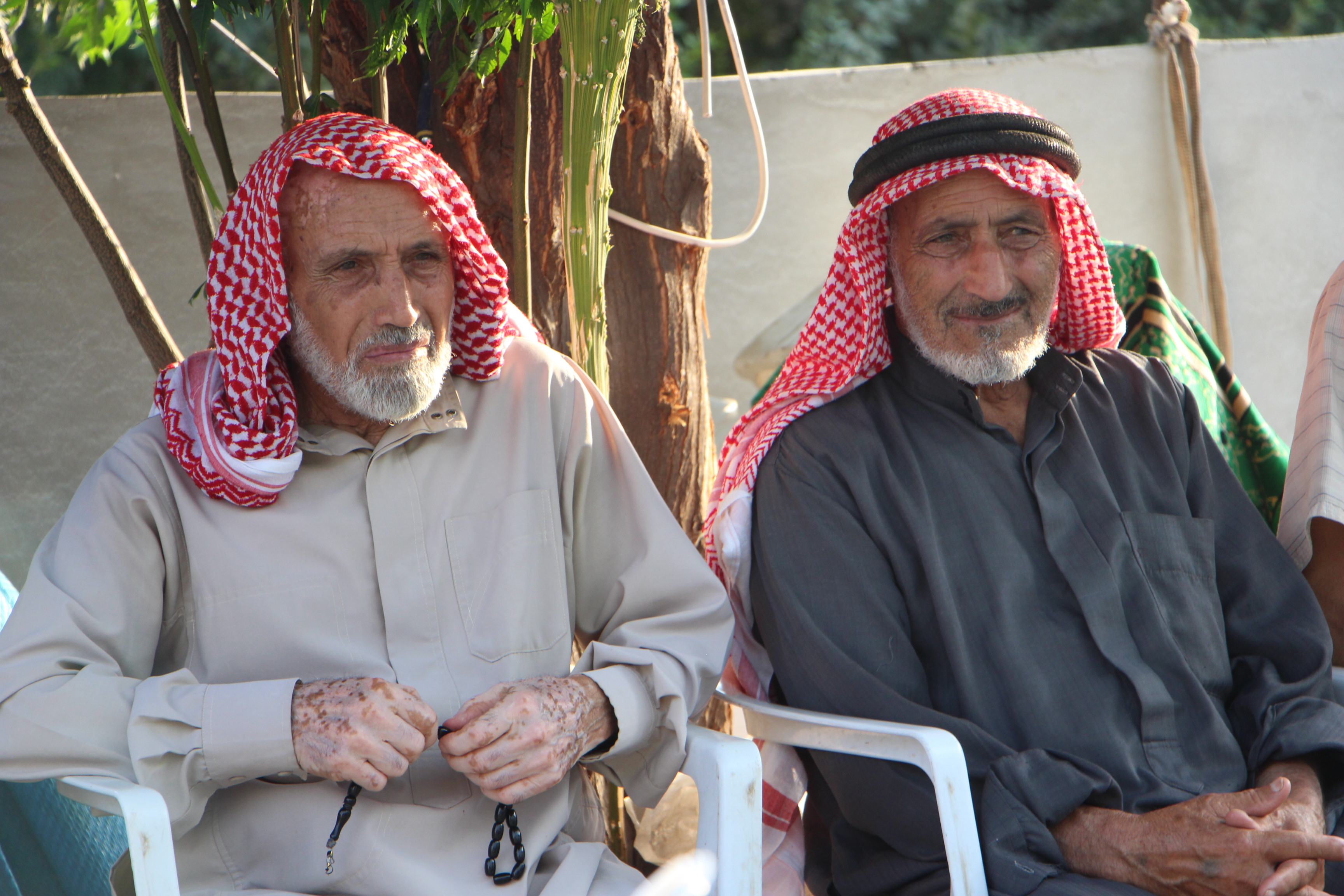 صور من لقاء أبناء تَجَّمع جِلِّيْن فريقي موسوعة القرى والمخيمات الفلسطينية مع بناء تَجَّمع جِلِّيْن في محافظة درعا السورية، بعدسة: لين محمد