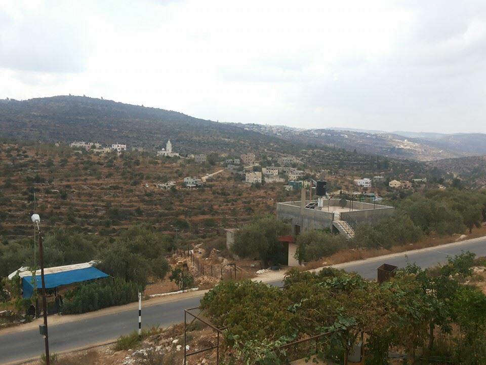 قرية خربة قيس قضاء سلفيت، بعدسة محمد أبو نوح .