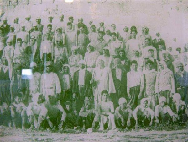 مدرسه القرية مدرسه القرية
