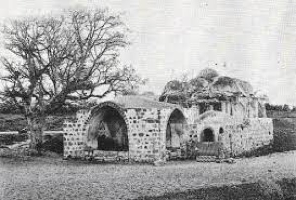 جامع قرية  يازور / يافا جامع قرية  يازور / يافا