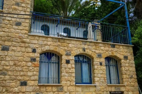 منازل قرية الجاعونة بعدسة علي علي