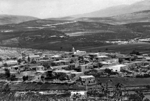 صورة نادرة لقرية كفر برعم تعود لعام 1938 صورة نادرة لقرية كفر برعم تعود لعام 1938