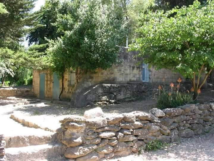 قرية كفر برعم المهجرة - صفد كفربرعم