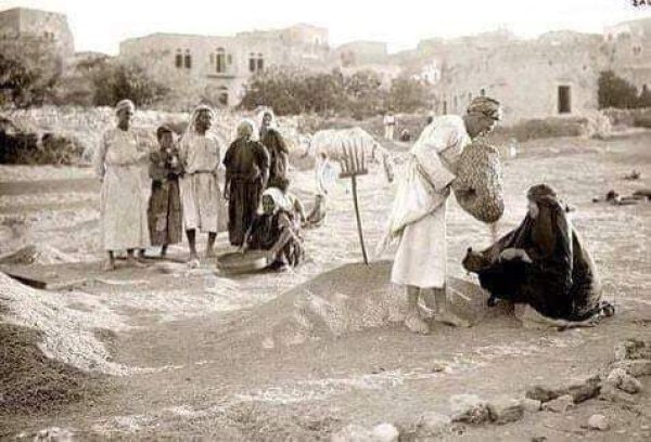 في قيسارية تعود الصورة لعام 936 في قيسارية تعود الصورة لعام 936