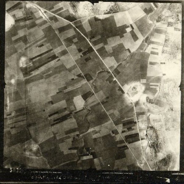 صورة جوية التقطها الجيش الانجليزي في عام 1946 للقرى الفلسطينيه الواقعه في محيط مرج ابن عامر من ضمنها المنسي و العفوله صورة جوية التقطها الجيش الانجليزي في عام 1946 للقرى الفلسطينيه الواقعه في محيط مرج ابن عامر من ضمنها المنسي و العفوله