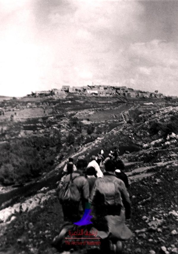 صورة لقرية الجش تعود لعام 1949 نقلاً عن موقع فلسطين في الذاكرة صورة لقرية الجش تعود لعام 1949 نقلاً عن موقع فلسطين في الذاكرة