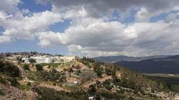 قرية دير حنا