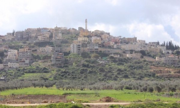 قرية دير حنا