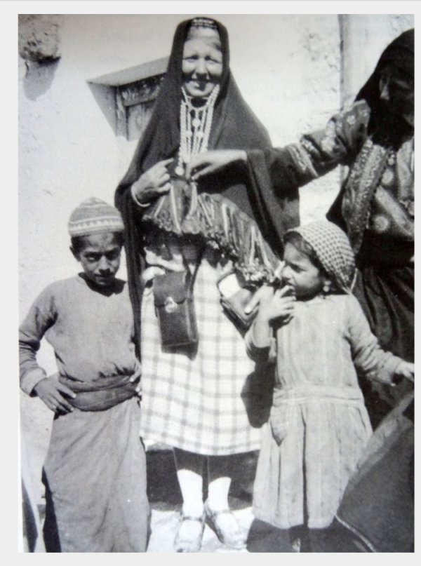 سكان القرية