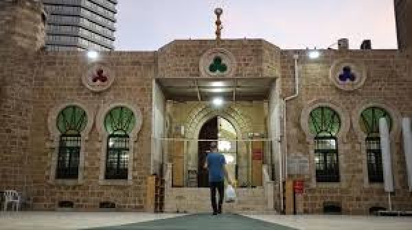 ما تبقى من المنشية هذا البنيان الشامخ ما تبقى من المنشية هذا البنيان الشامخ